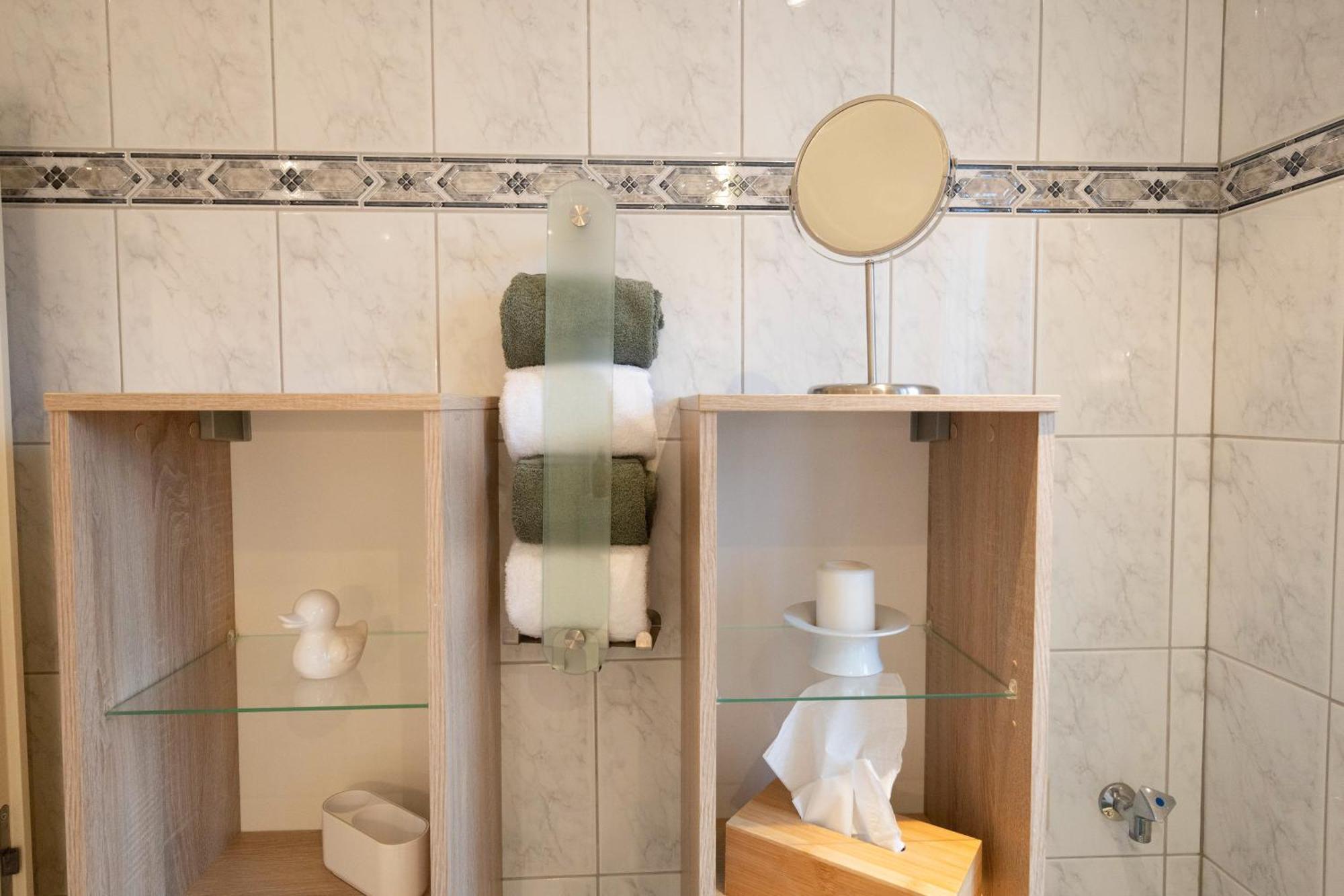 Ferienwohnung Менден Экстерьер фото